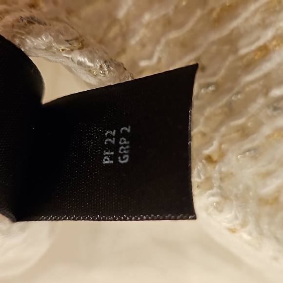 💕ST JOHN💕 Tweed Sheath Dress ~ White with Gold Metallic Threading 12 NWOT - Picture 12 of 12